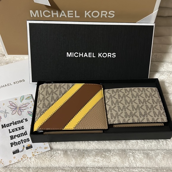 Michael Kors Men’s Wallet Set with gift box - Picture 4 of 10